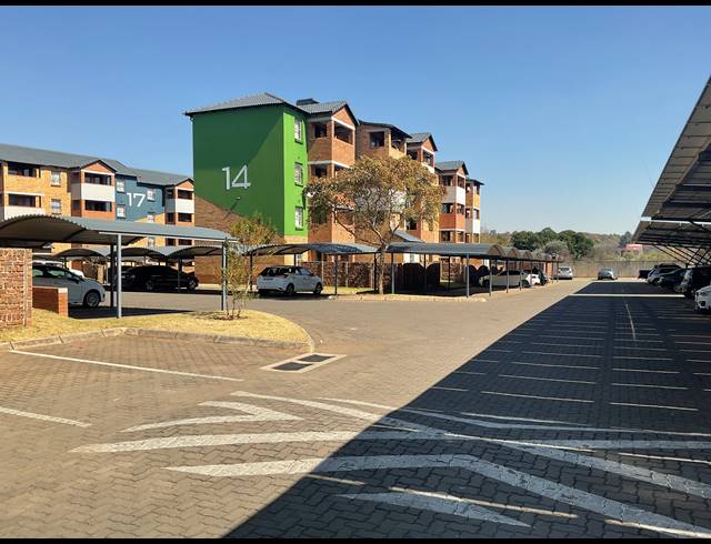2 BEDROOM APARTMENT FOR SALE IN HEUWELOORD